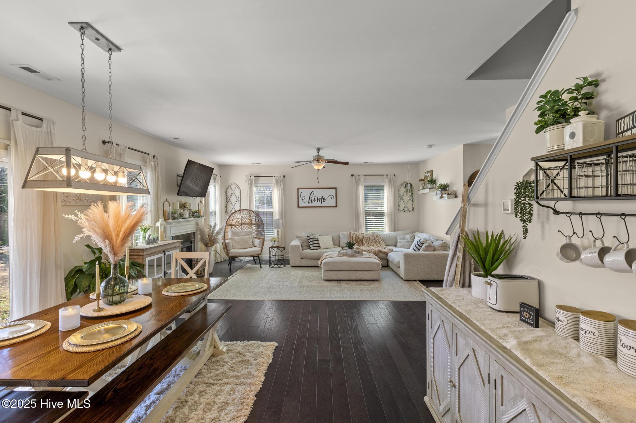 71 Peoples Court Property Photo 15