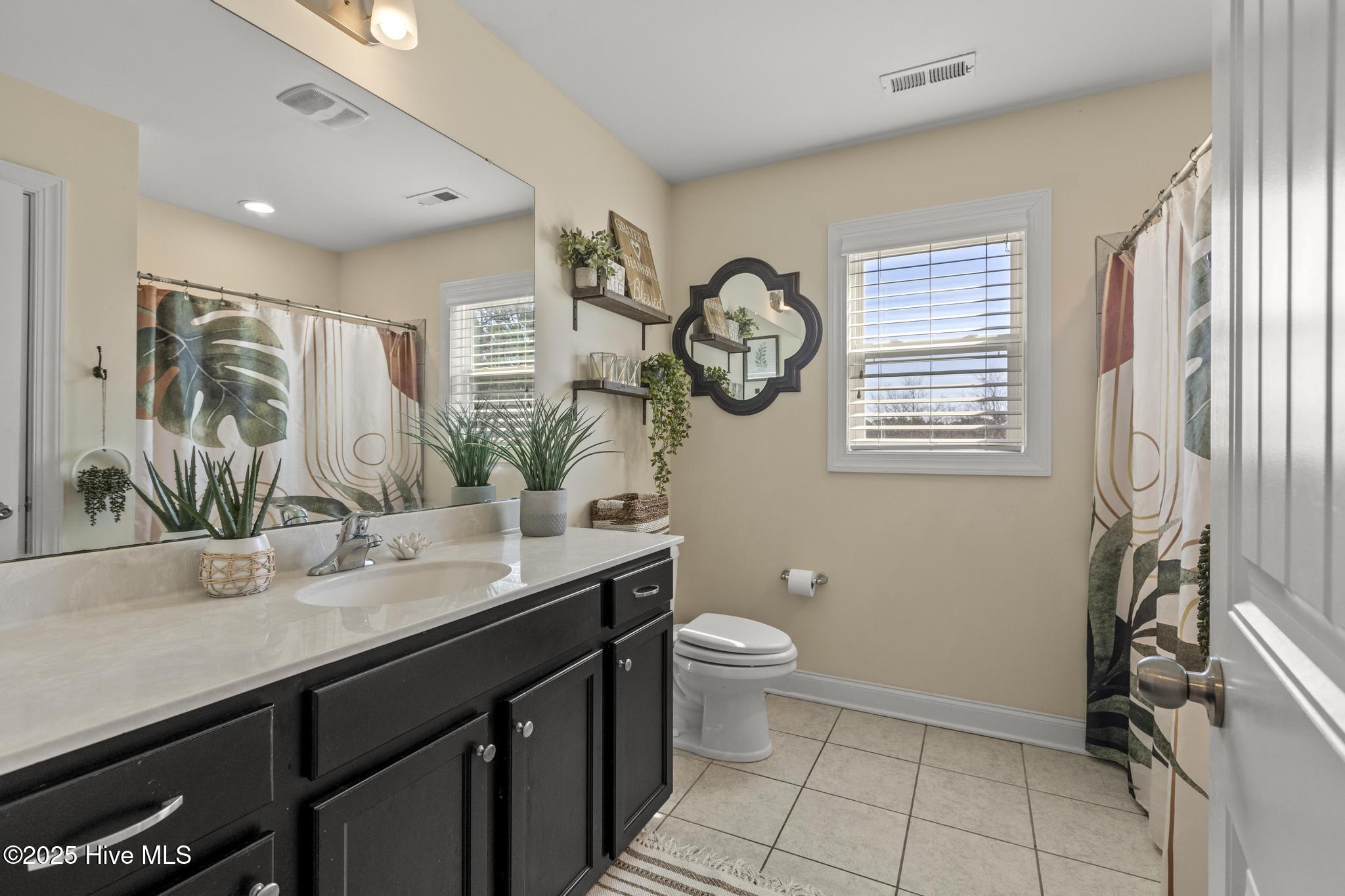 71 Peoples Court Property Photo 23