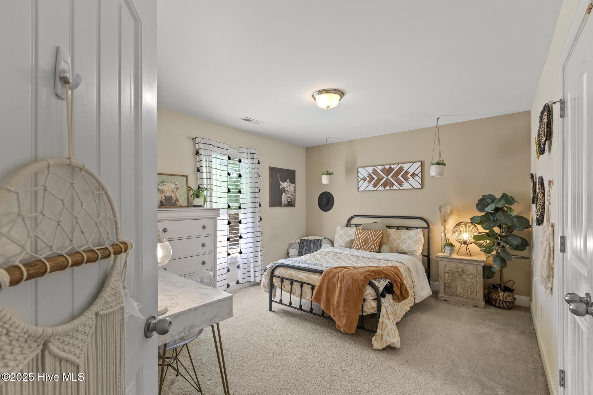 71 Peoples Court Property Photo 24