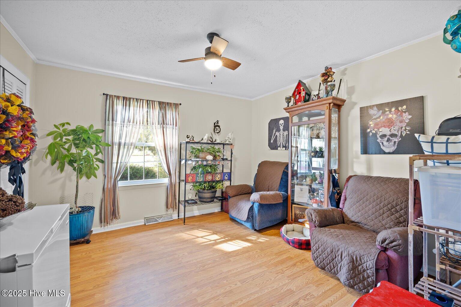 110 N East Avenue Property Photo 23
