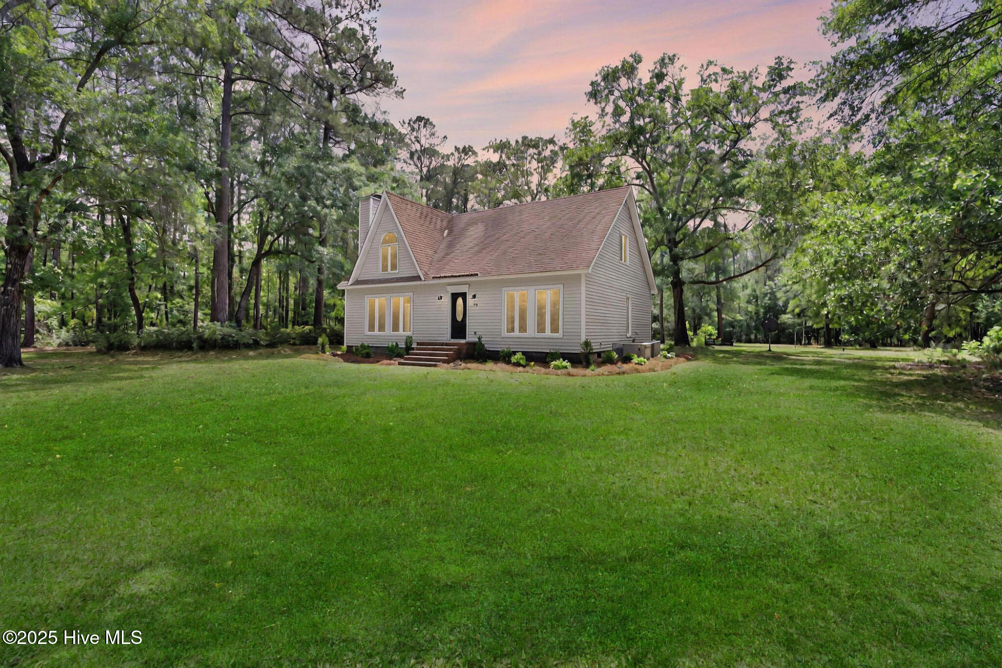 920 Shelter Creek Drive Property Photo 1
