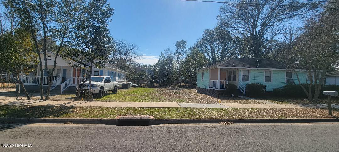 208 Tennessee Avenue Property Photo