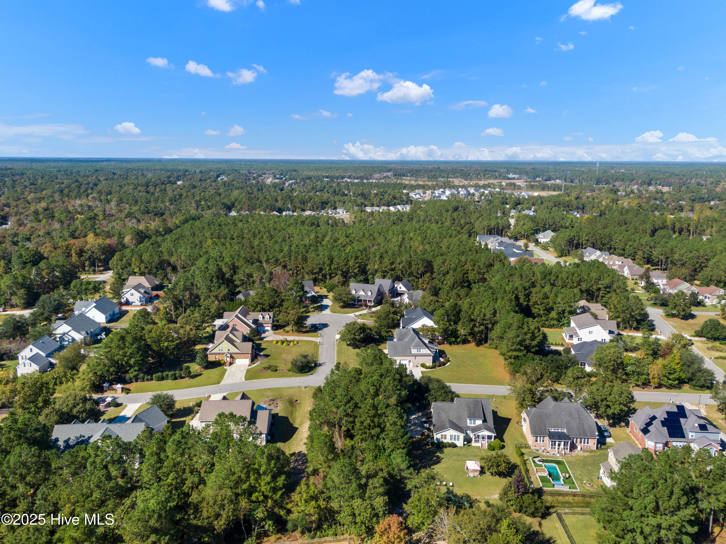 106 Summerset Landing Property Photo 4