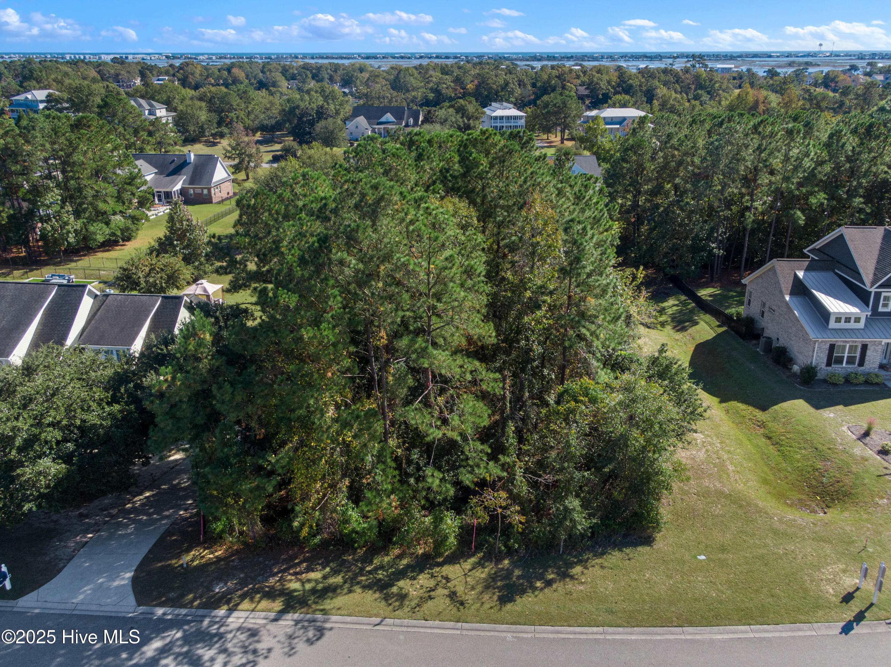 106 Summerset Landing Property Photo 9
