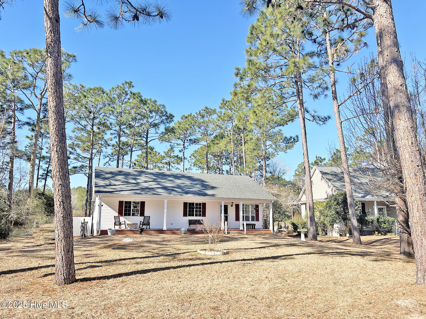 141 North Lake Drive Property Photo 9