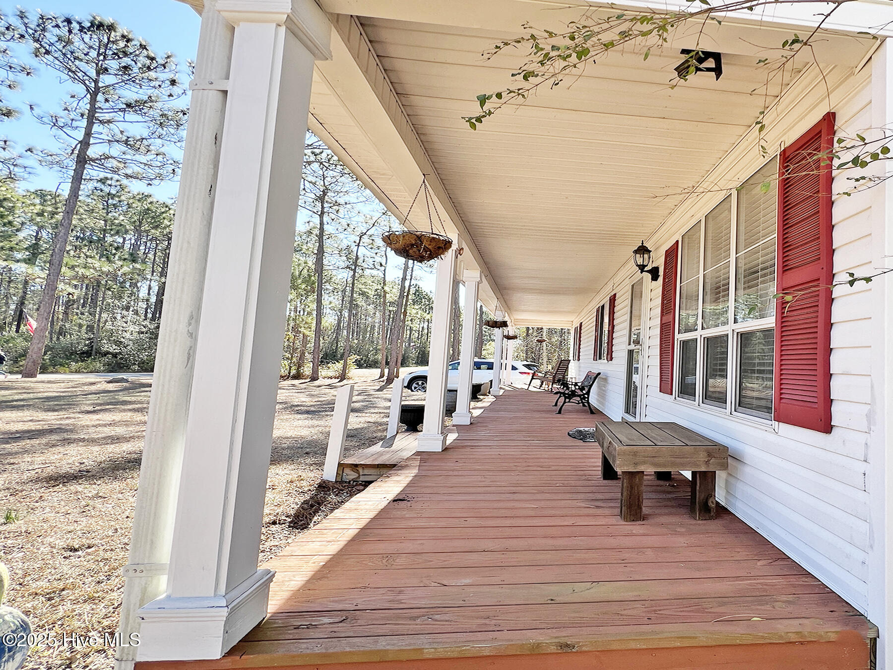 141 North Lake Drive Property Photo 12