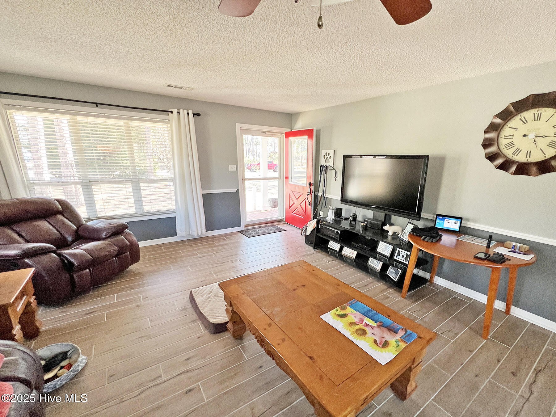 141 North Lake Drive Property Photo 15