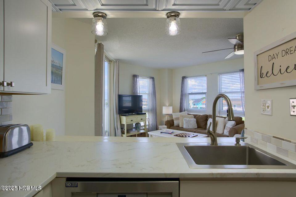 2000 New River Inlet Road Unit 2301 Property Photo 13