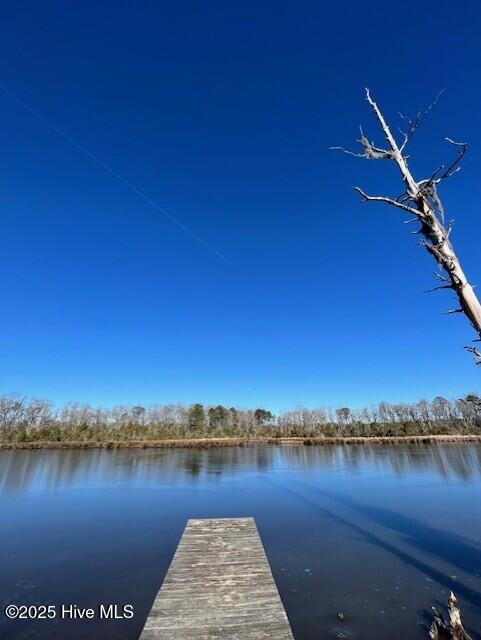 609 Treasure Point Drive Property Photo 4