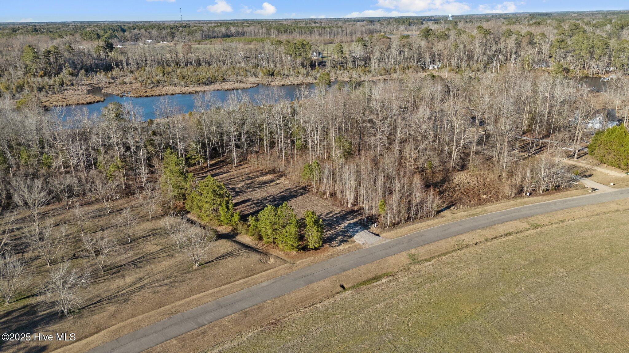 609 Treasure Point Drive Property Photo 13