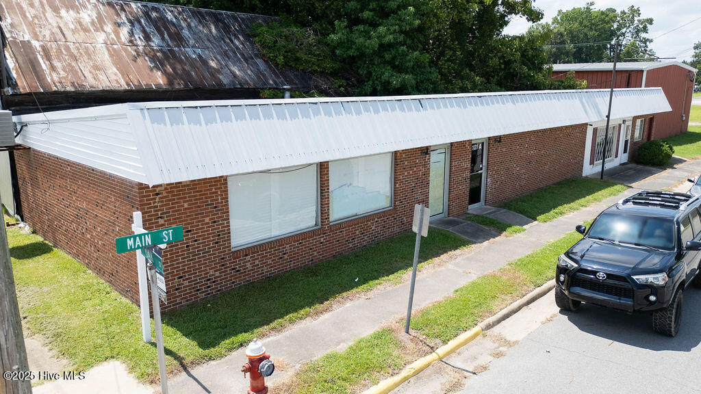 101 N Main Street Property Photo 1