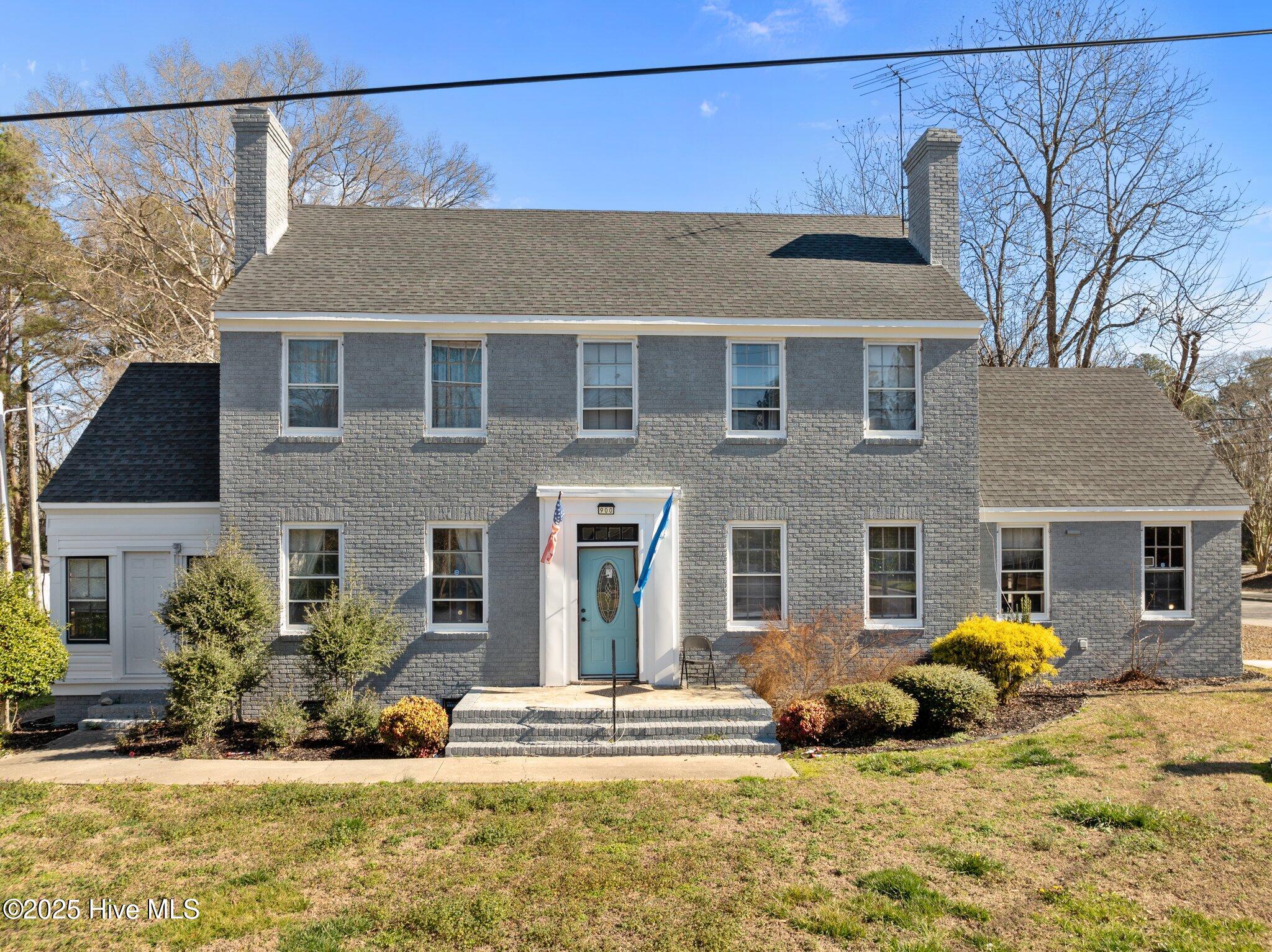 900 Hines Street Property Photo