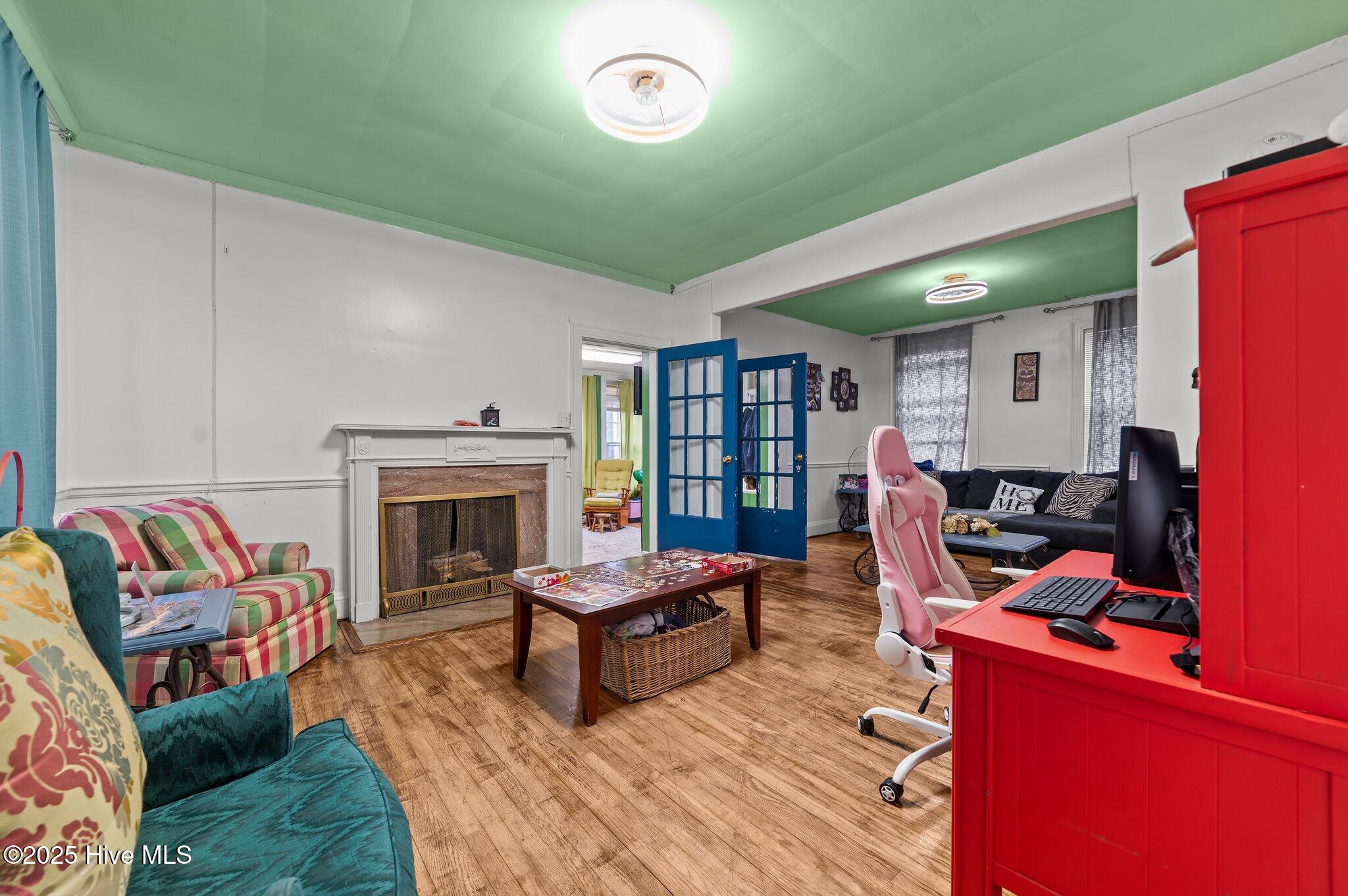 900 Hines Street Property Photo 11