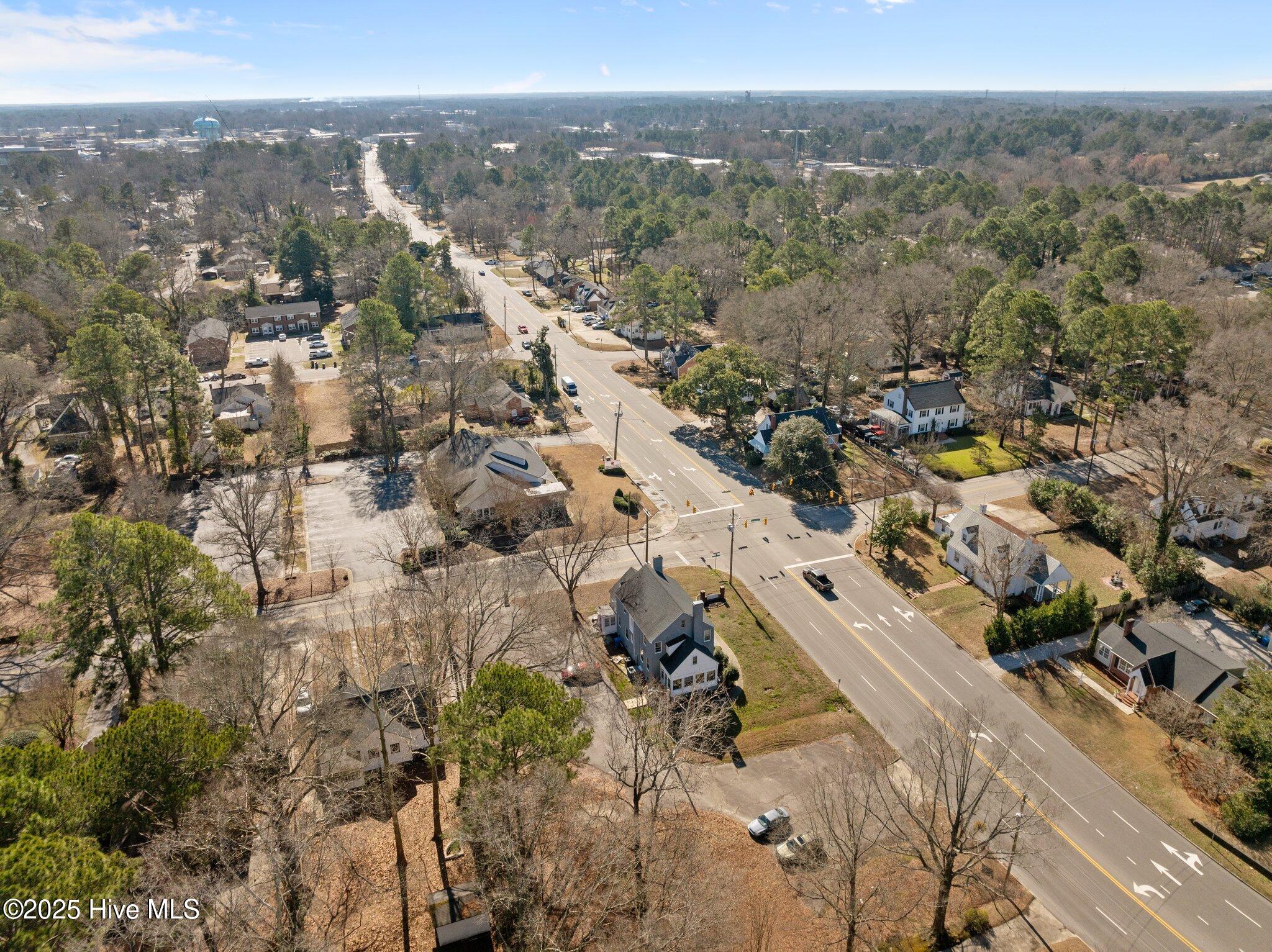 900 Hines Street Property Photo 42