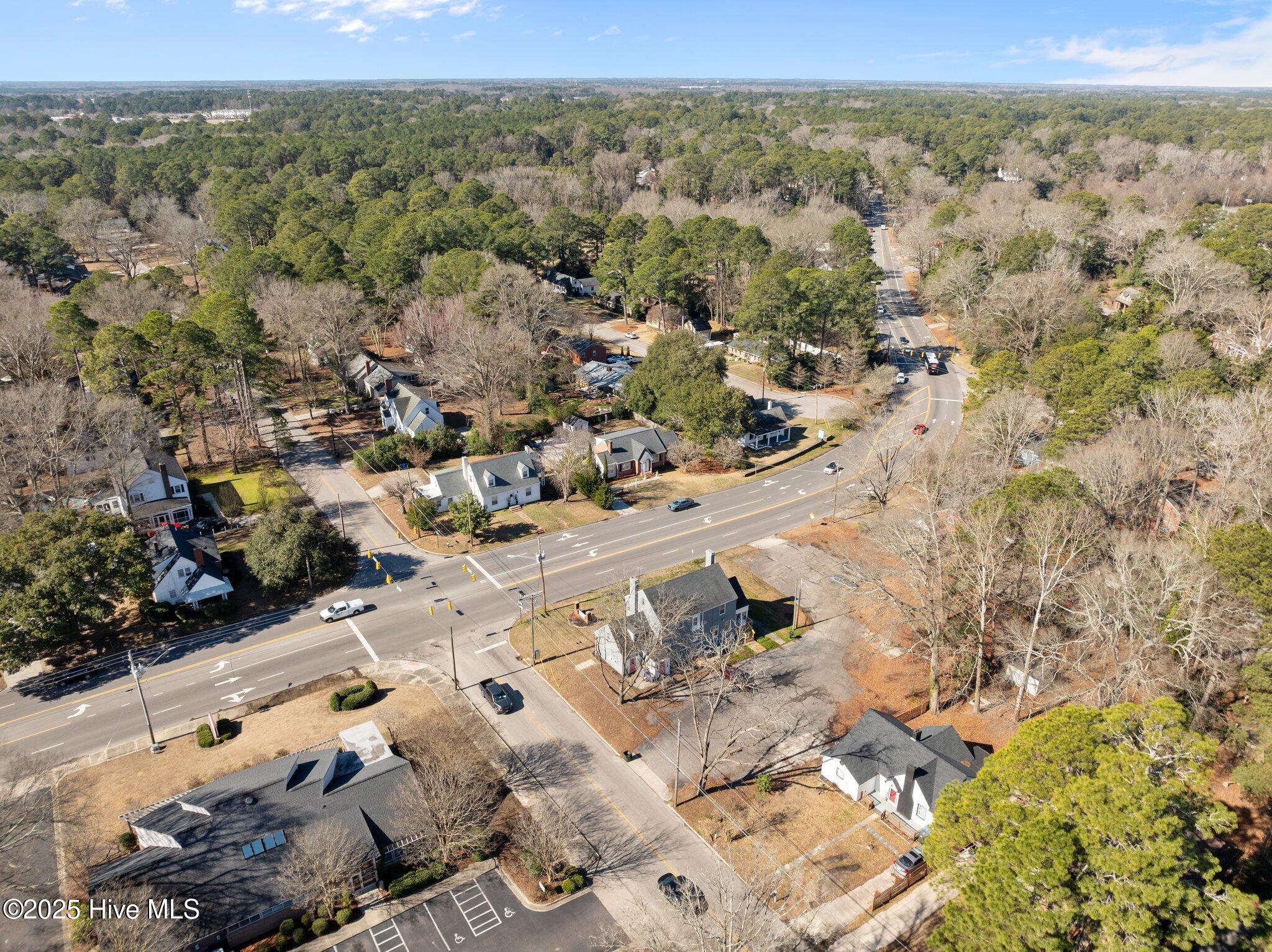 900 Hines Street Property Photo 43