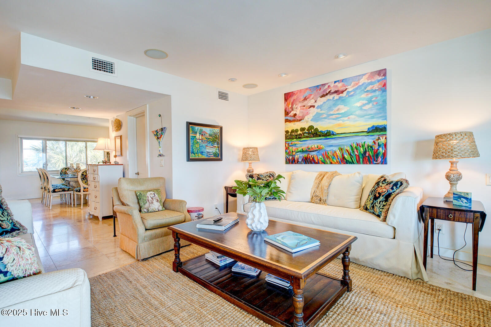 342 Causeway Drive Property Photo 7