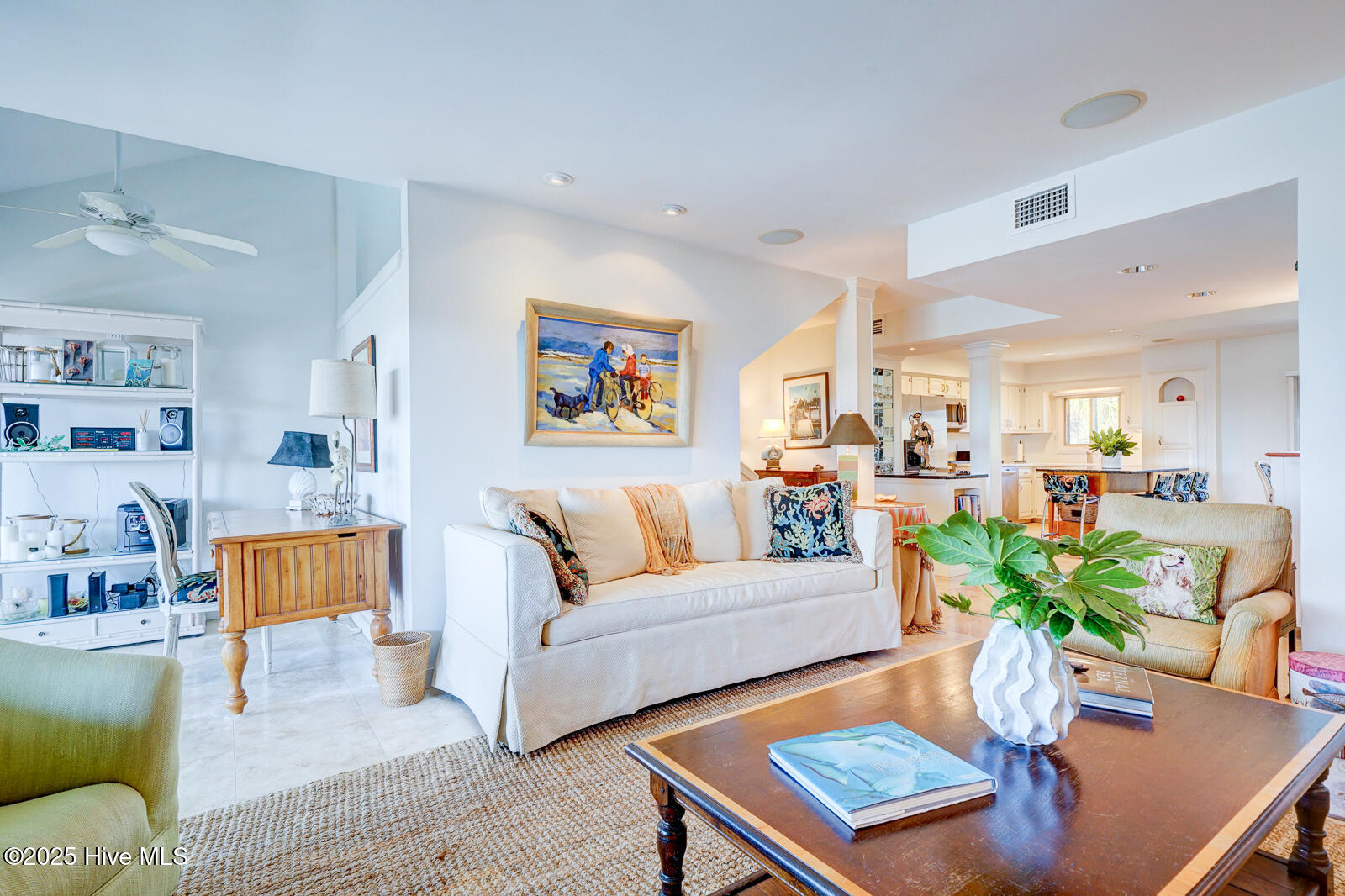 342 Causeway Drive Property Photo 8