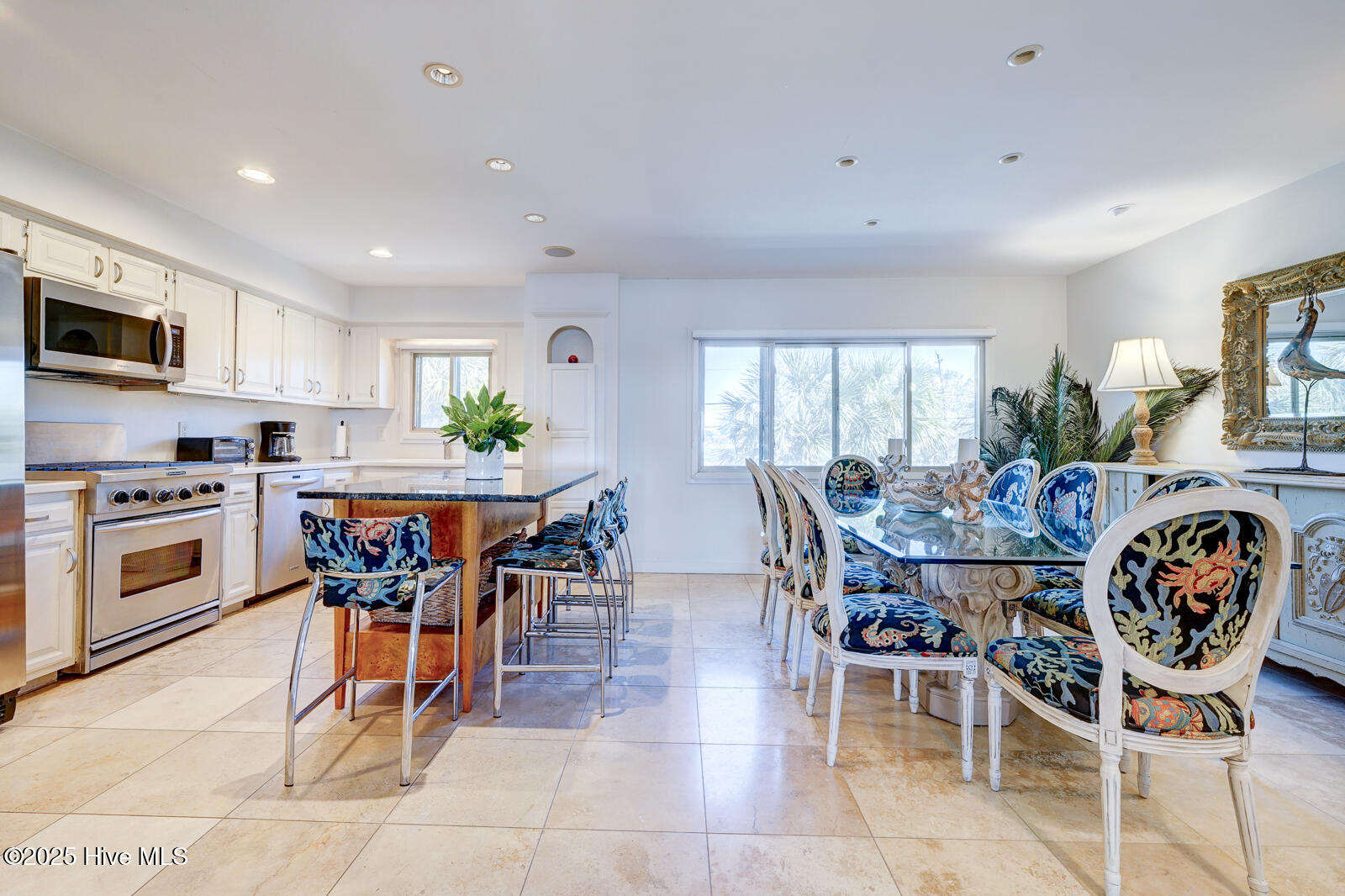 342 Causeway Drive Property Photo 12