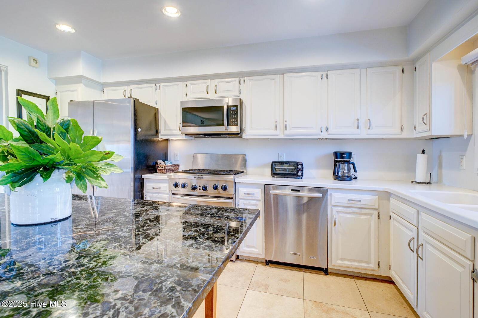 342 Causeway Drive Property Photo 15