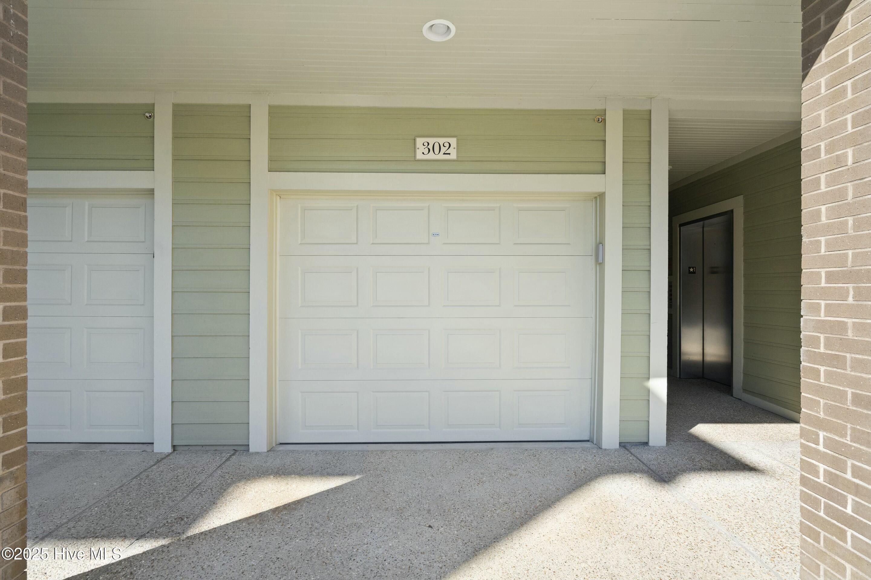 6809 Mayfaire Club Drive 302 Property Photo 38