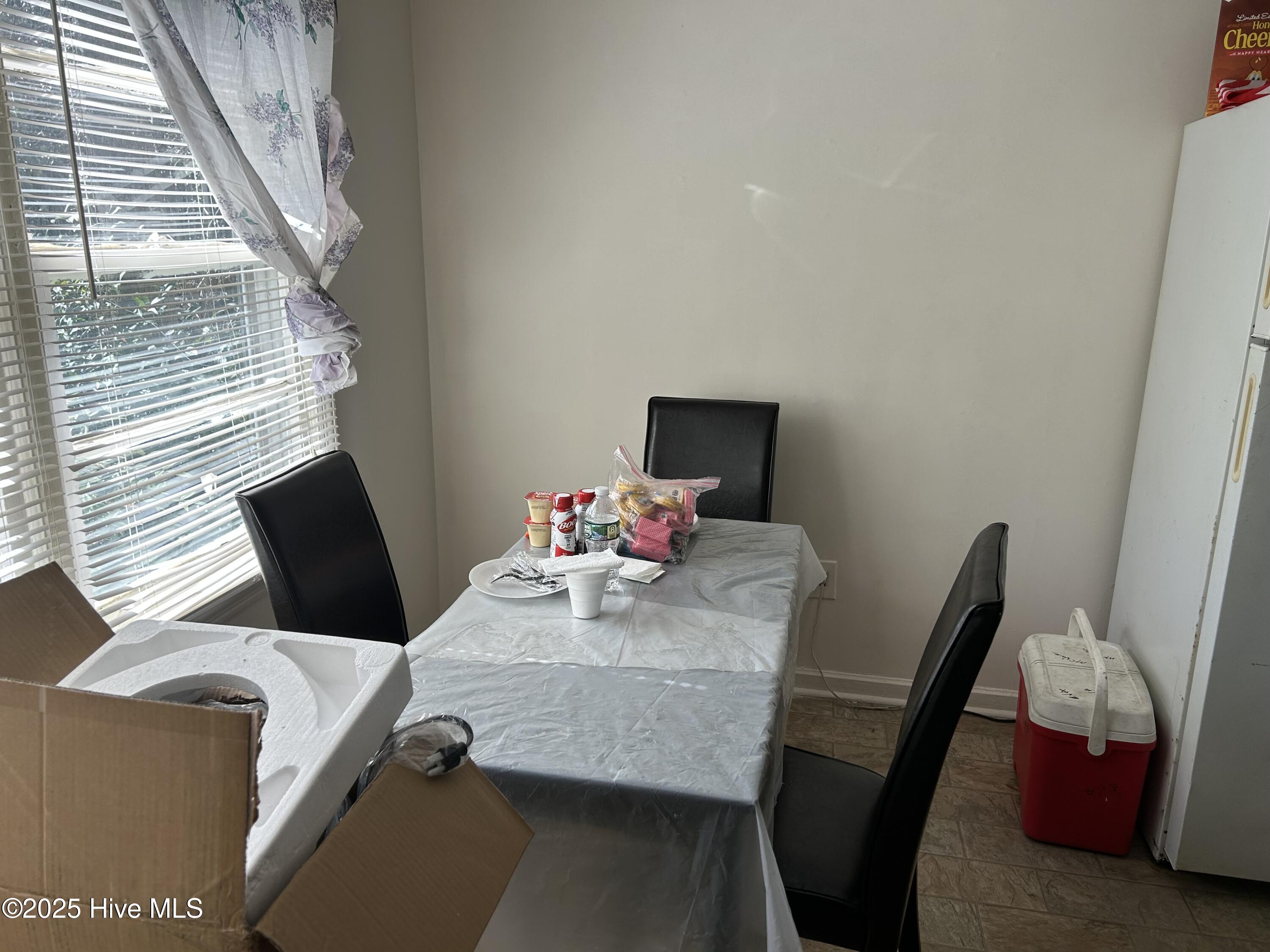 1117 S Pine Street Property Photo 5