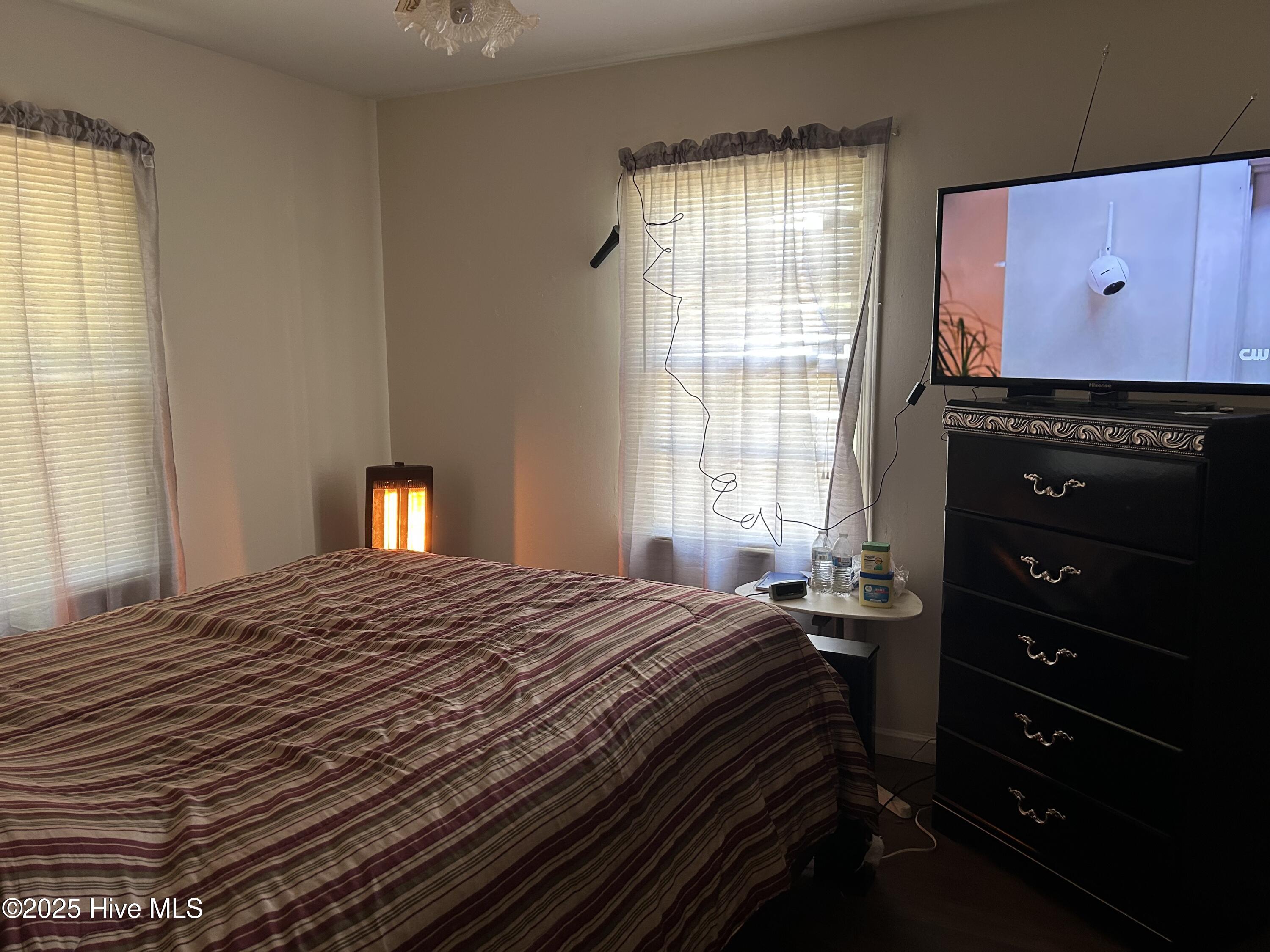 1117 S Pine Street Property Photo 7