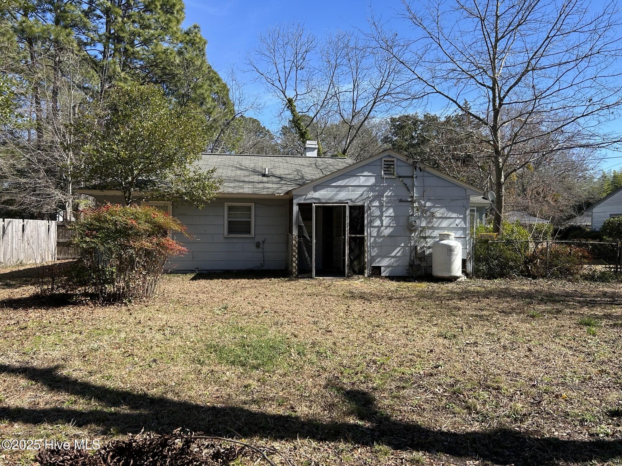 1117 S Pine Street Property Photo 14