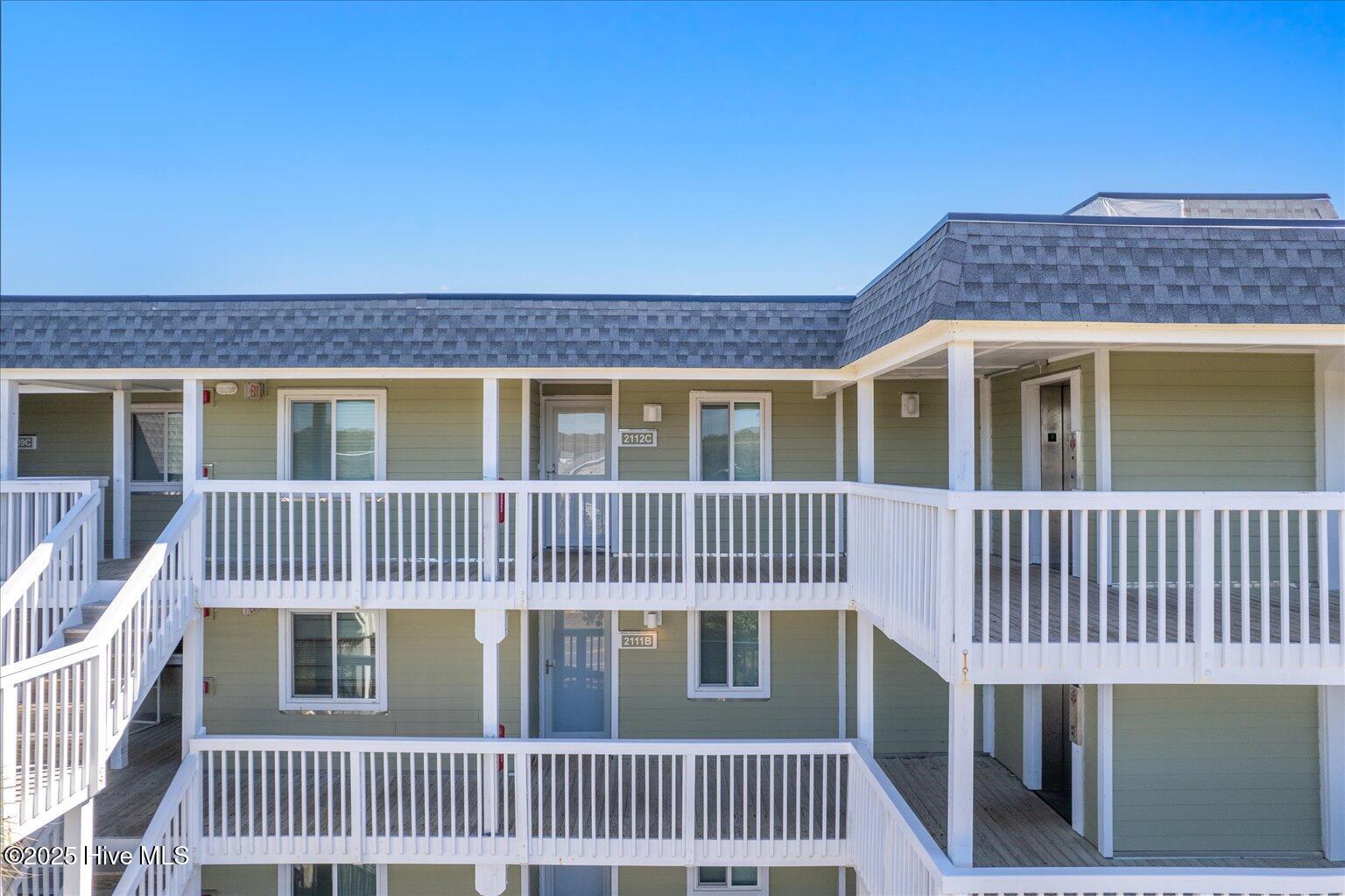 2112 Surfrider Court Property Photo 3