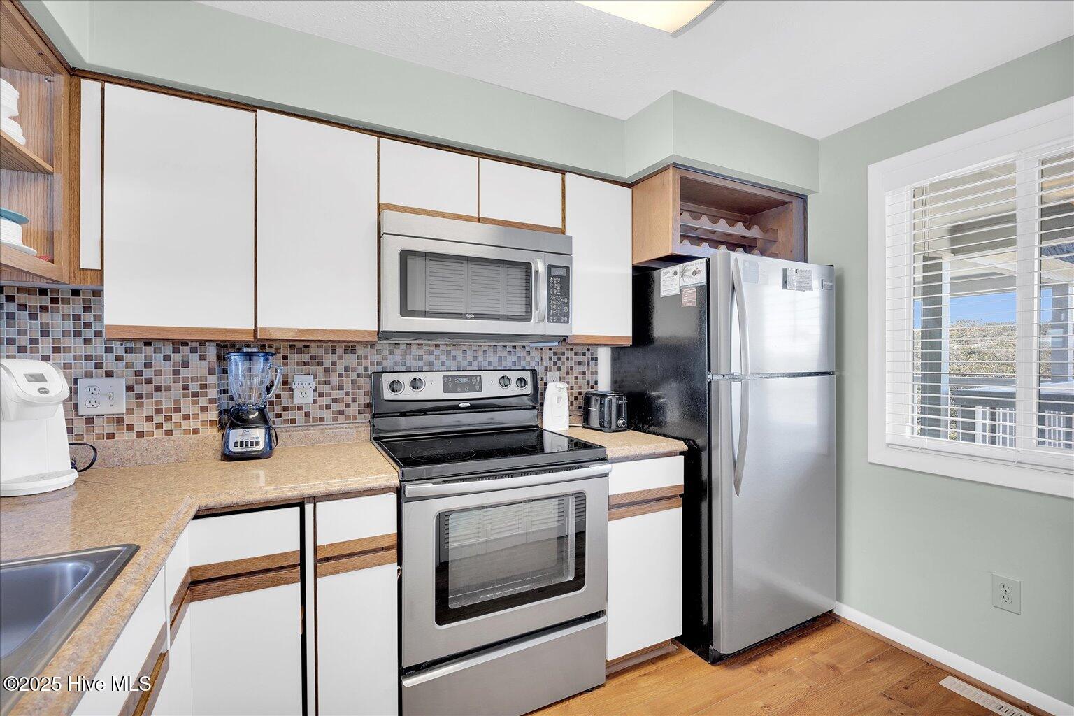 2112 Surfrider Court Property Photo 7