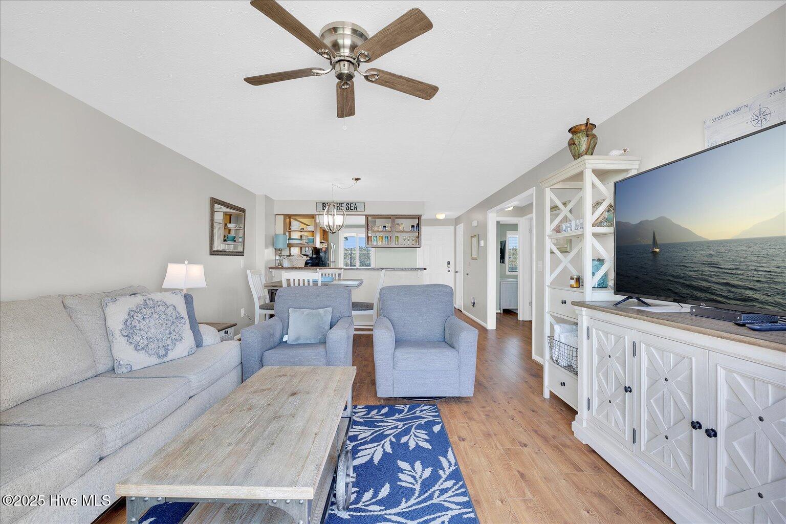 2112 Surfrider Court Property Photo 23