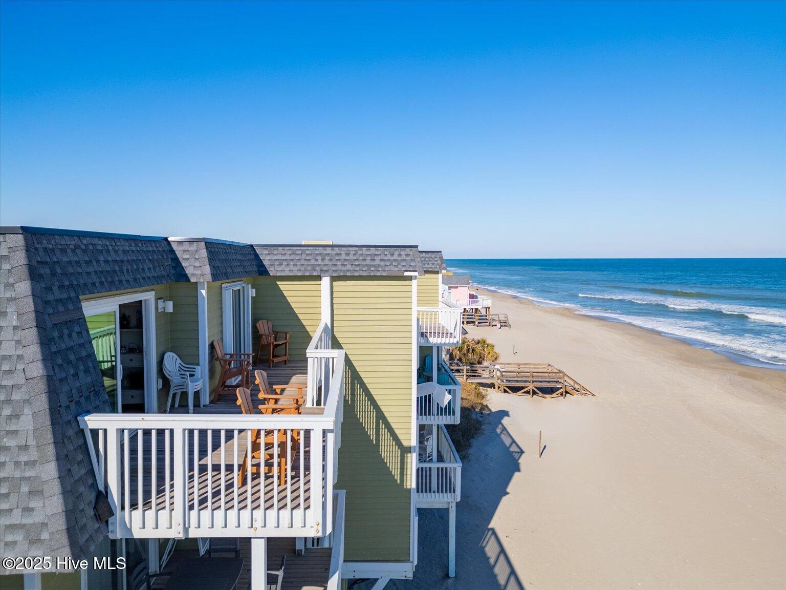 2112 Surfrider Court Property Photo 32