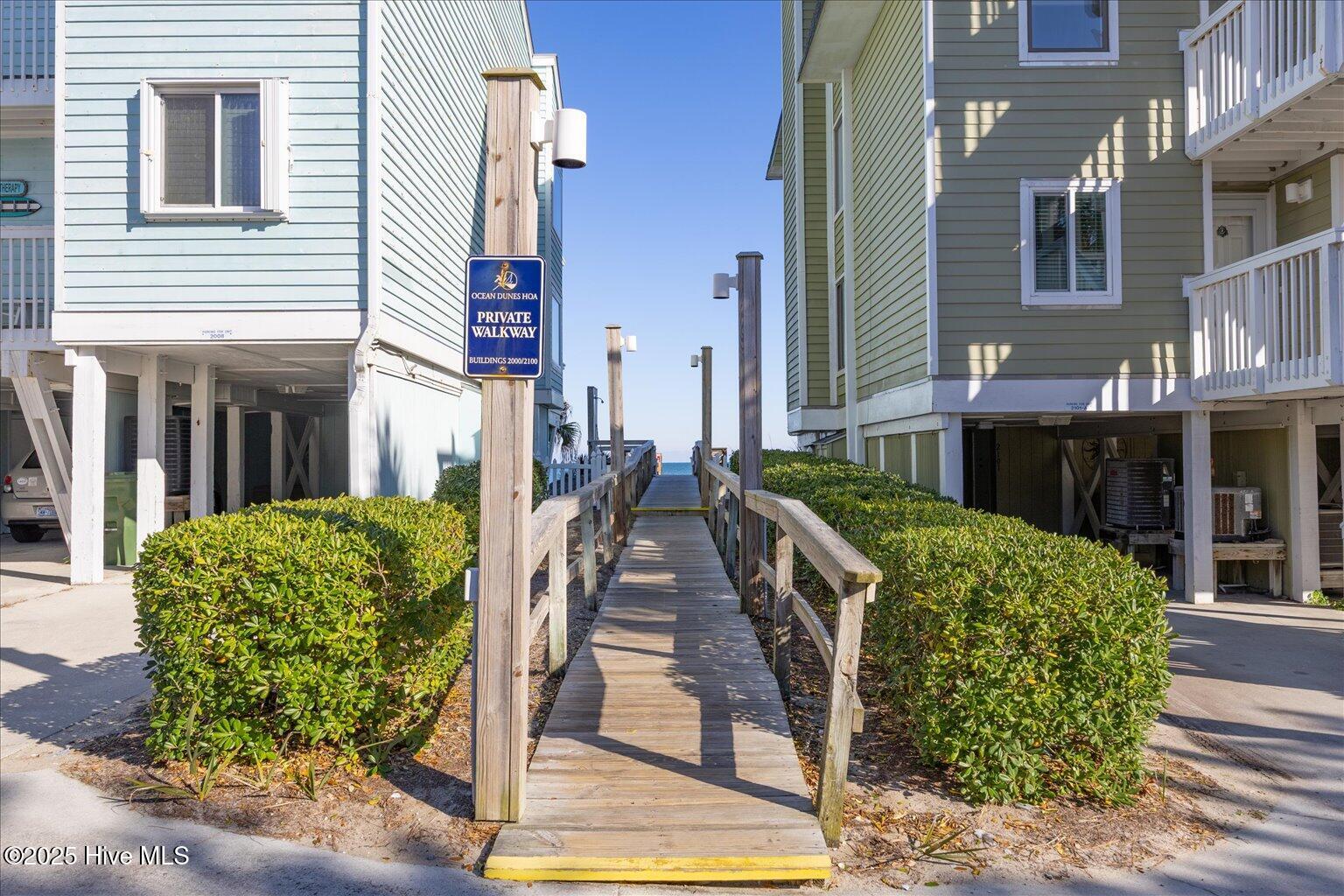 2112 Surfrider Court Property Photo 33