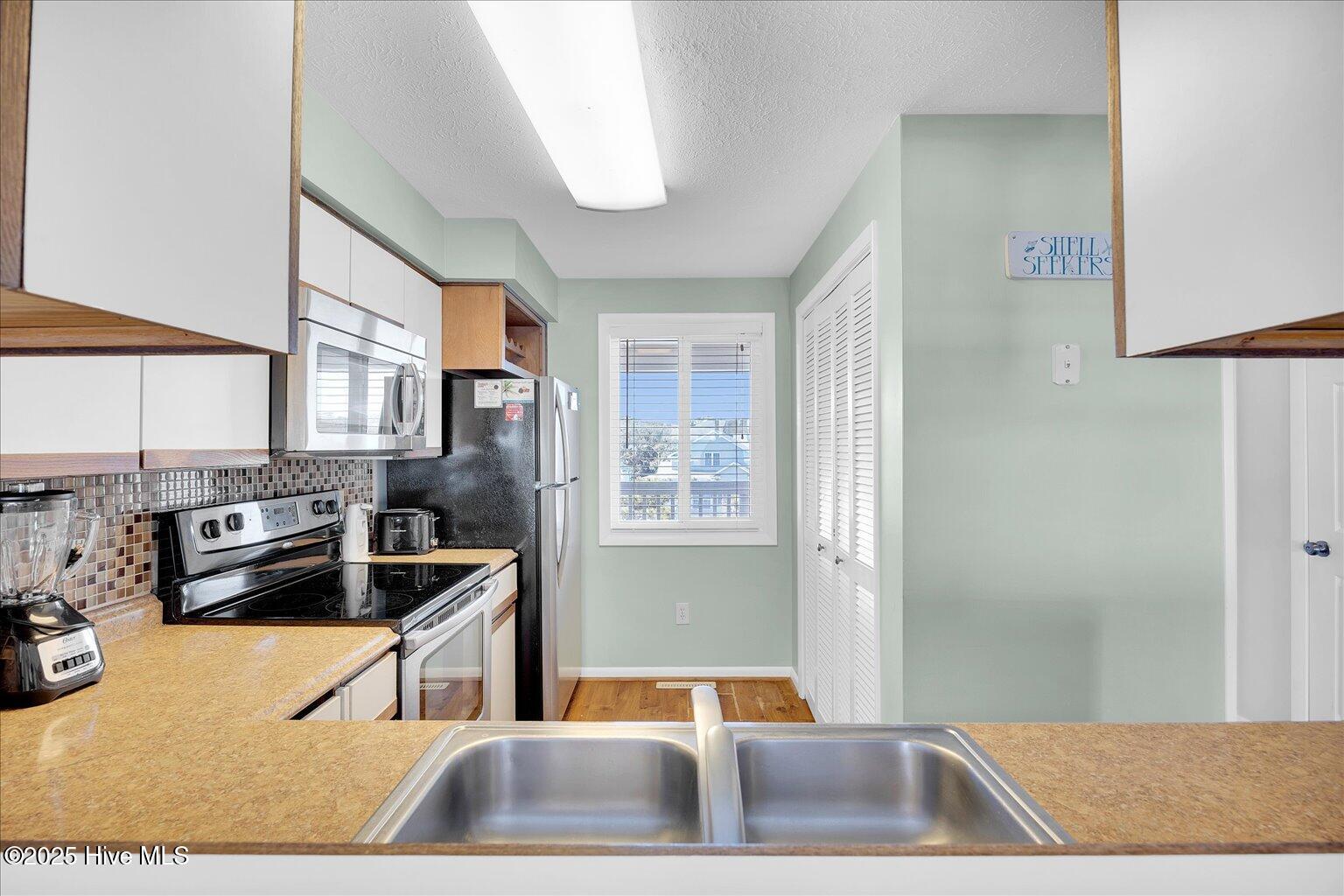 2112 Surfrider Court Property Photo 59