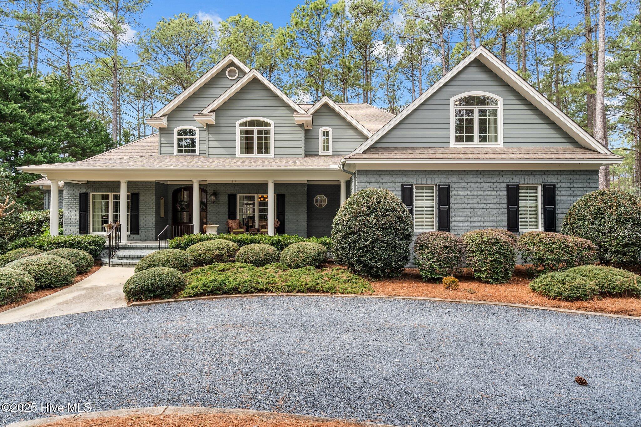 42 Oxton Circle Property Photo