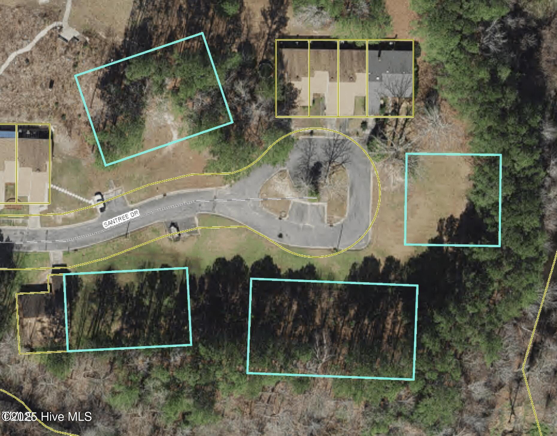 200 Santree Drive Property Photo