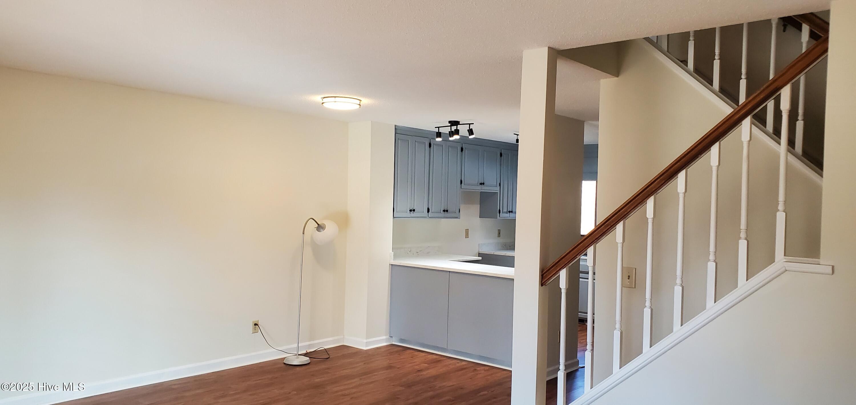 234 Persimmon Drive Apt C Property Photo 14