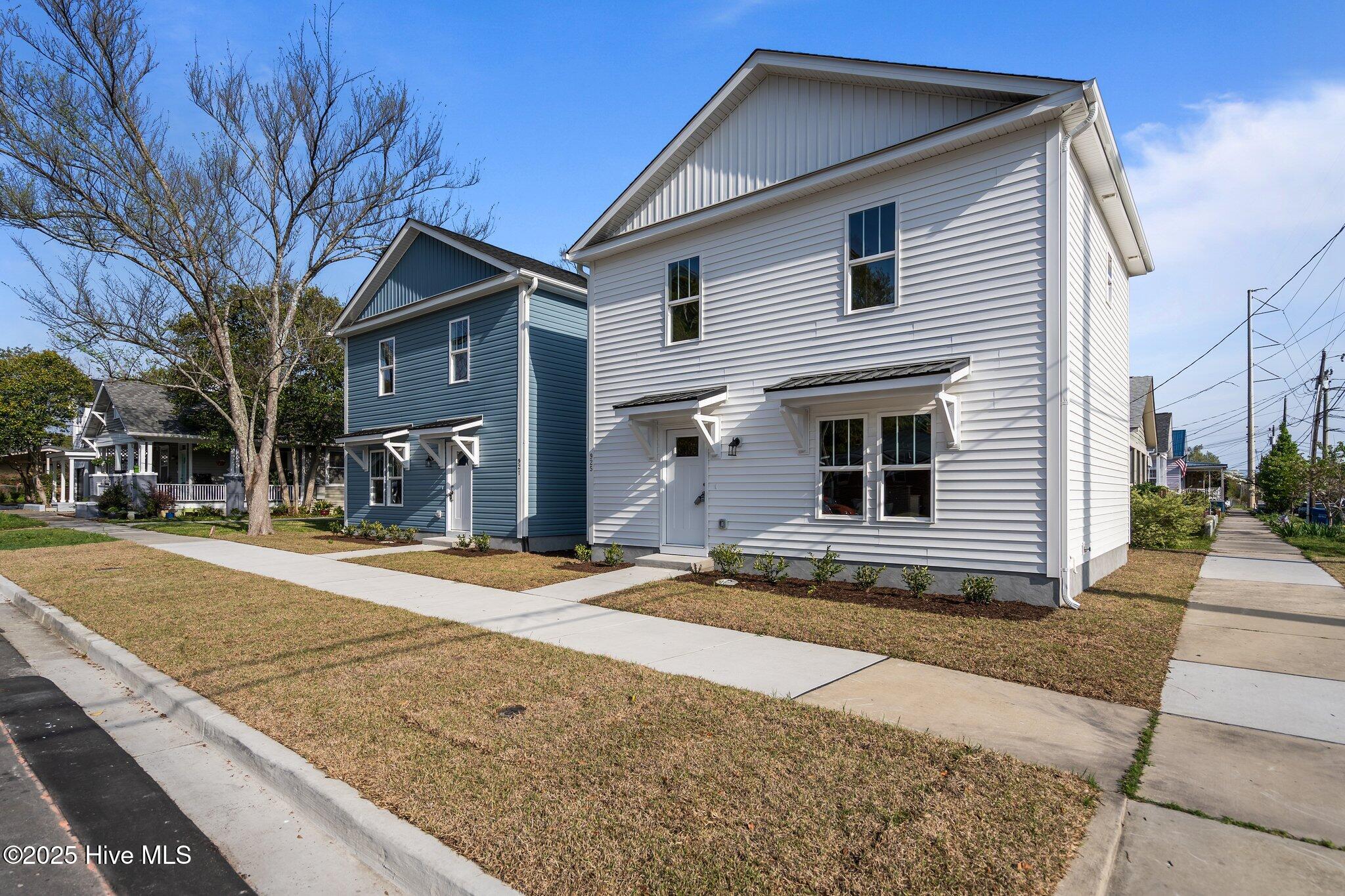 925 Campbell Street Property Photo 1
