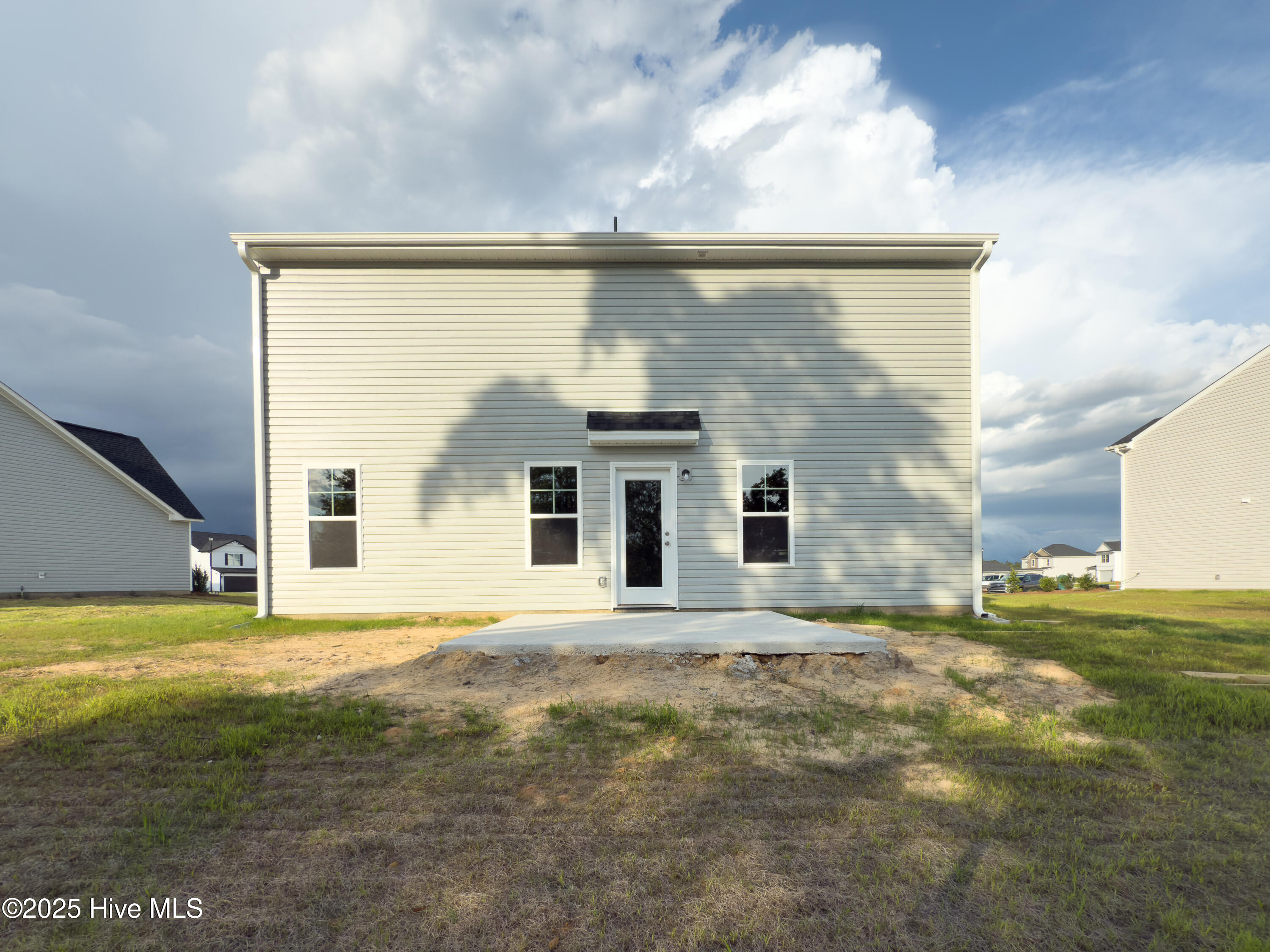 2149 Purebred Circle Property Photo 2