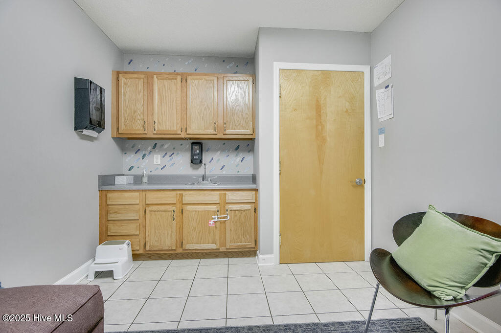 219 Station Street Property Photo 101
