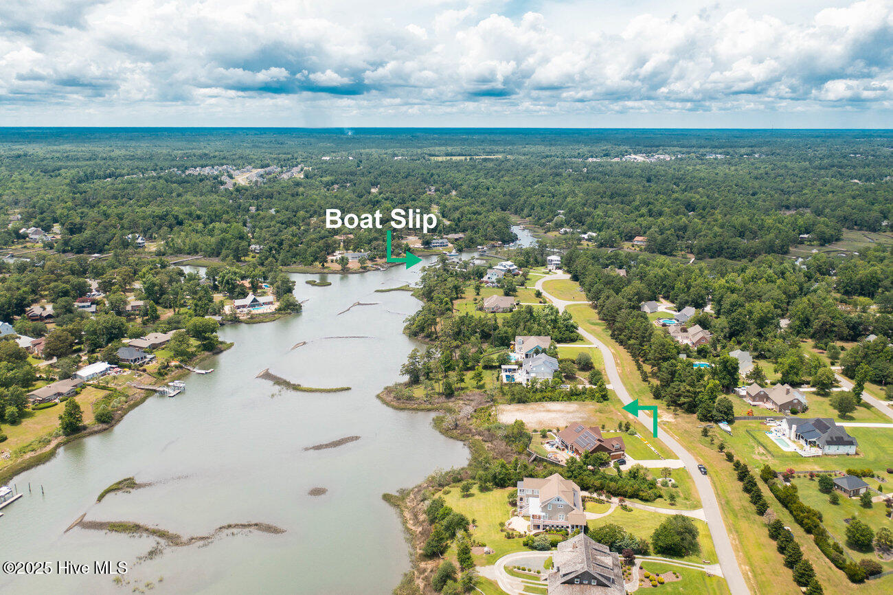 119 Waters Edge Drive Property Photo 13