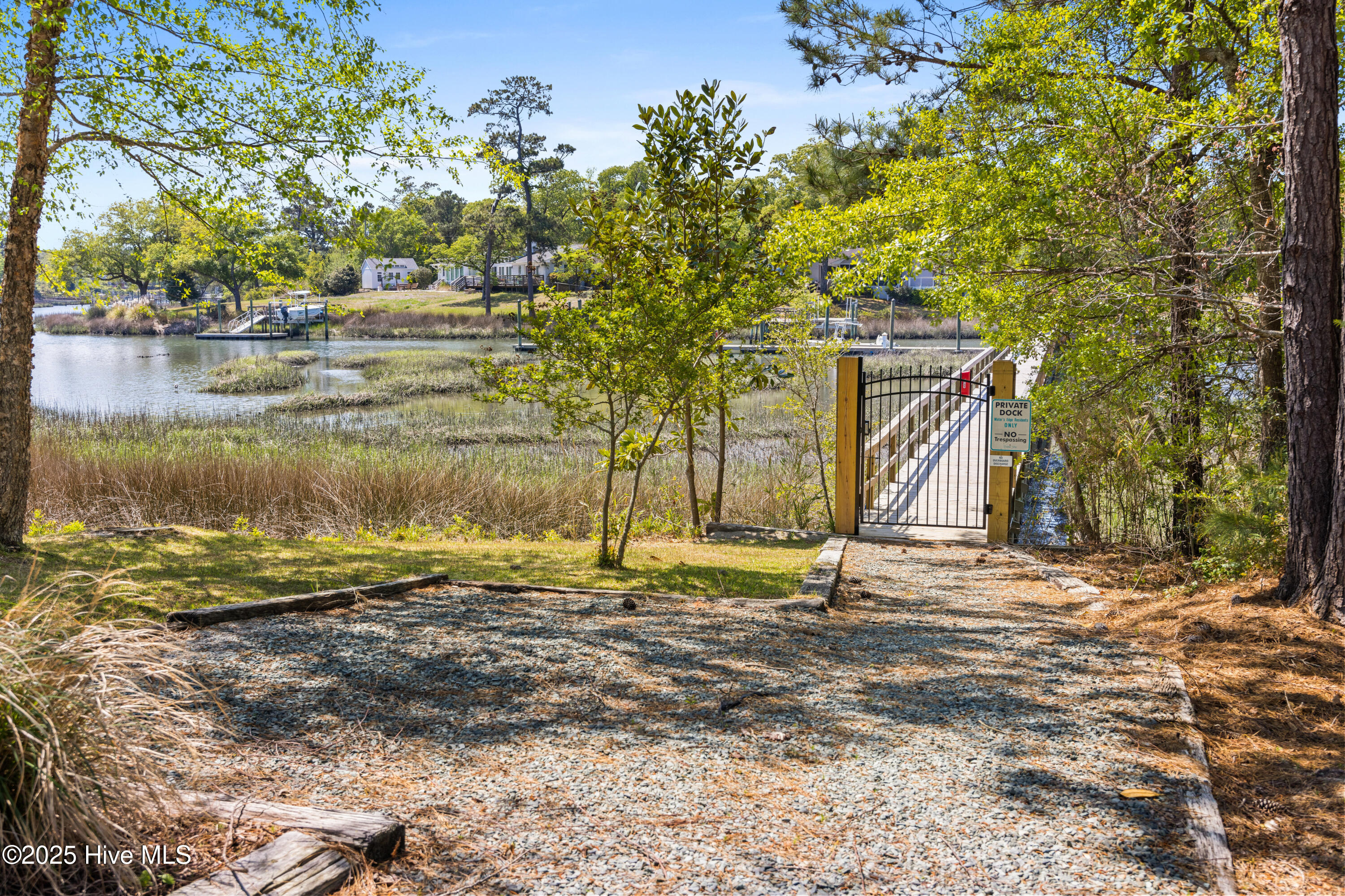 119 Waters Edge Drive Property Photo 28