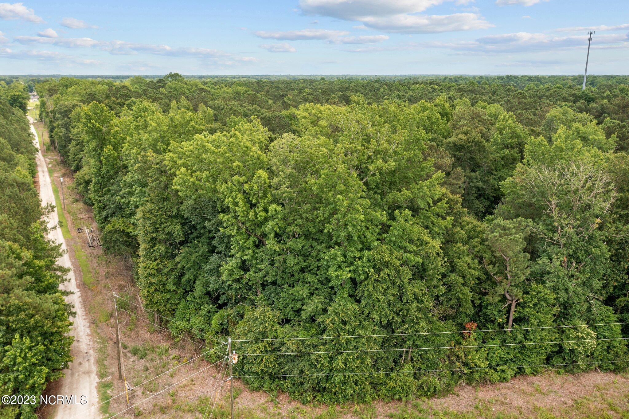 218 Thomas Loop Road Property Photo