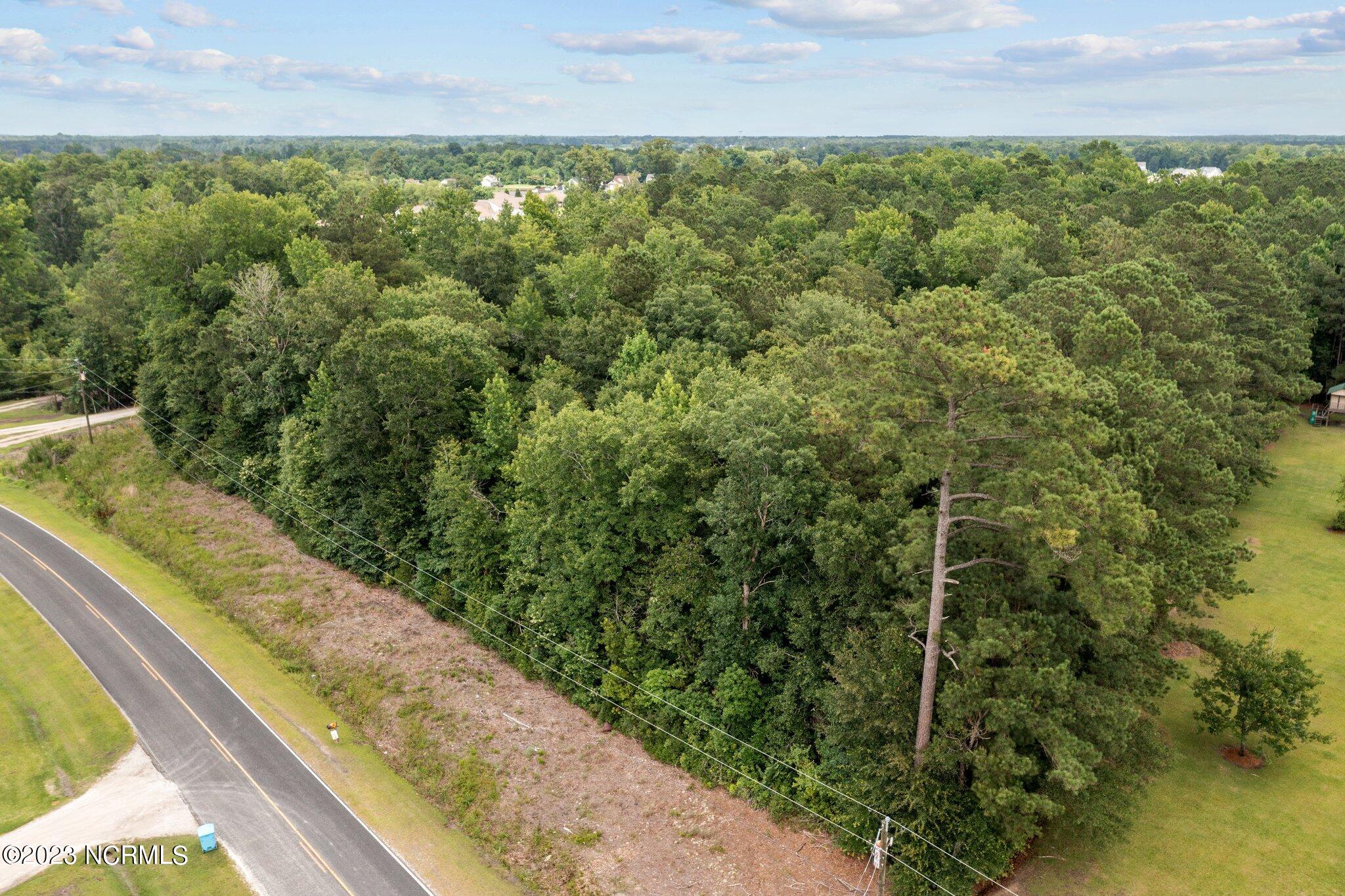 218 Thomas Loop Road Property Photo 7