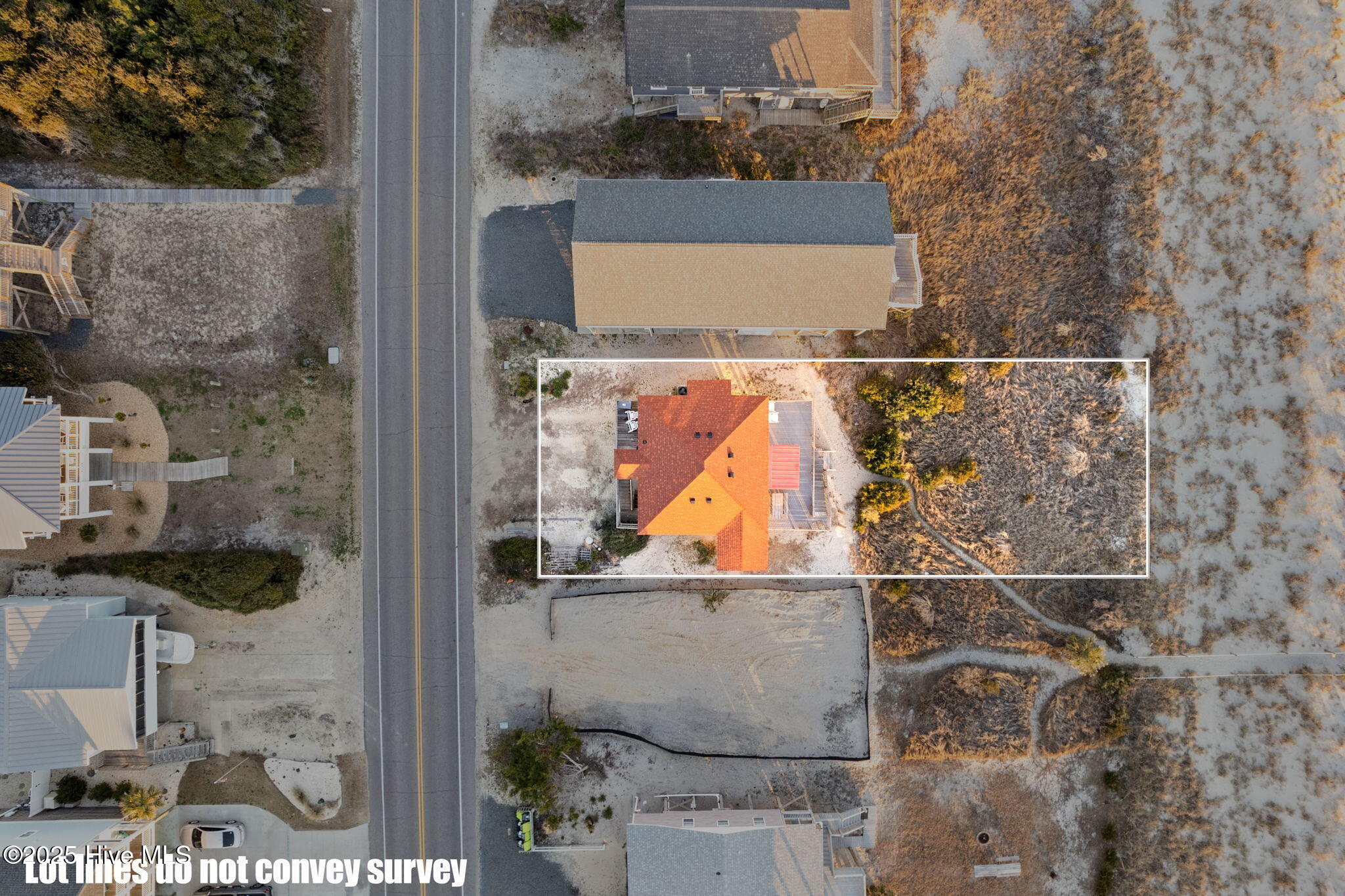 4025 E Beach Drive Property Photo 7