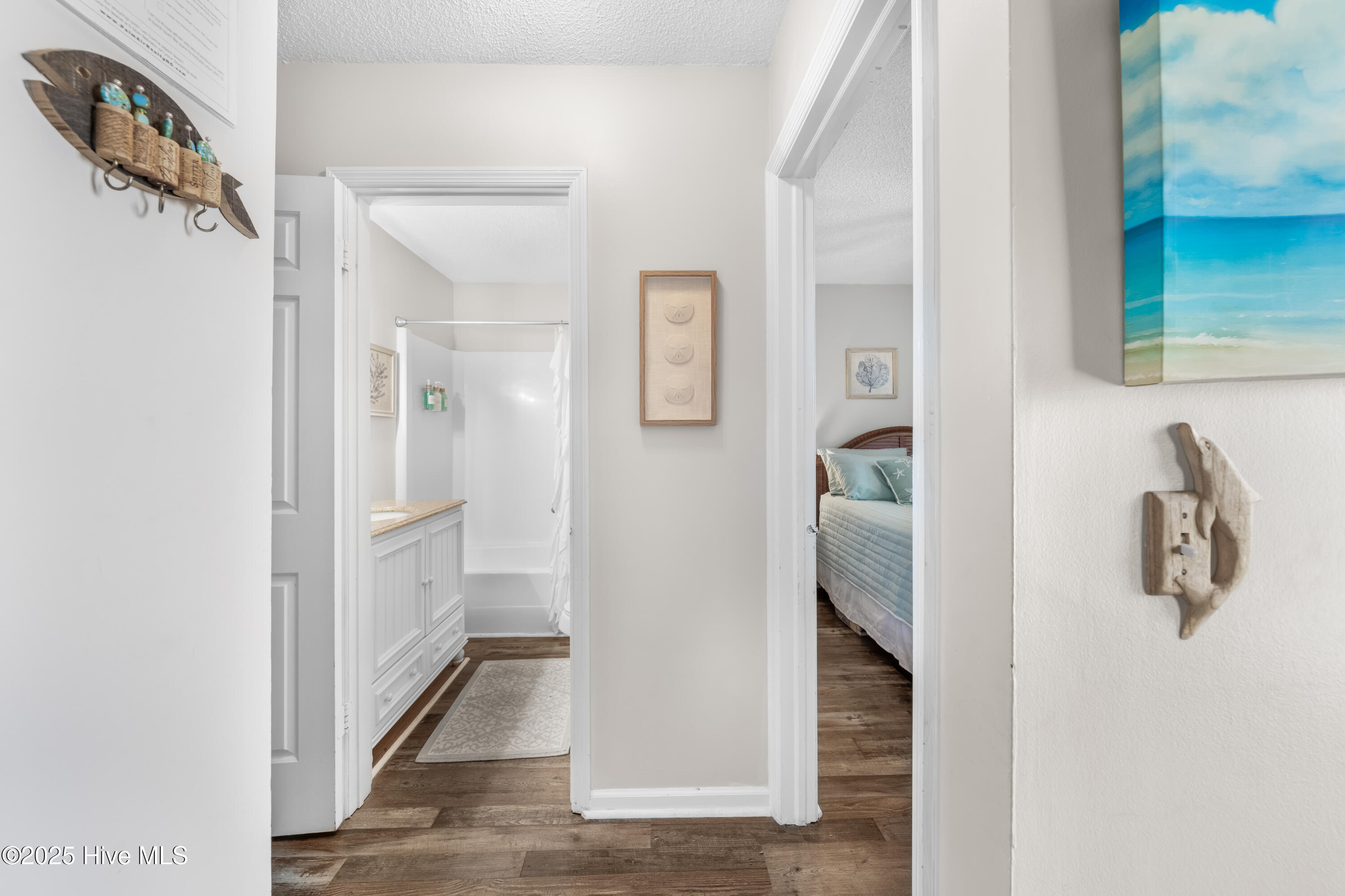 200 Lake Park Boulevard 3b Property Photo 6