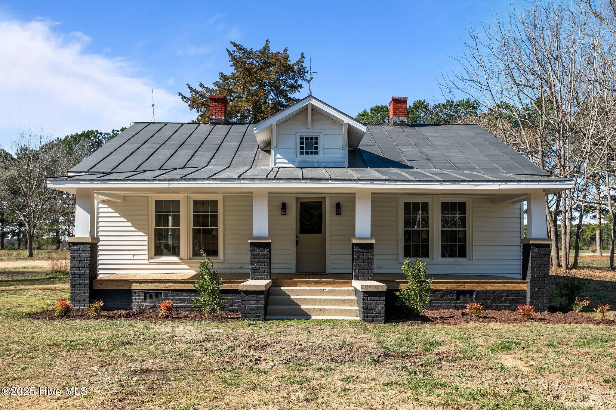 5911 Cattail Road Property Photo