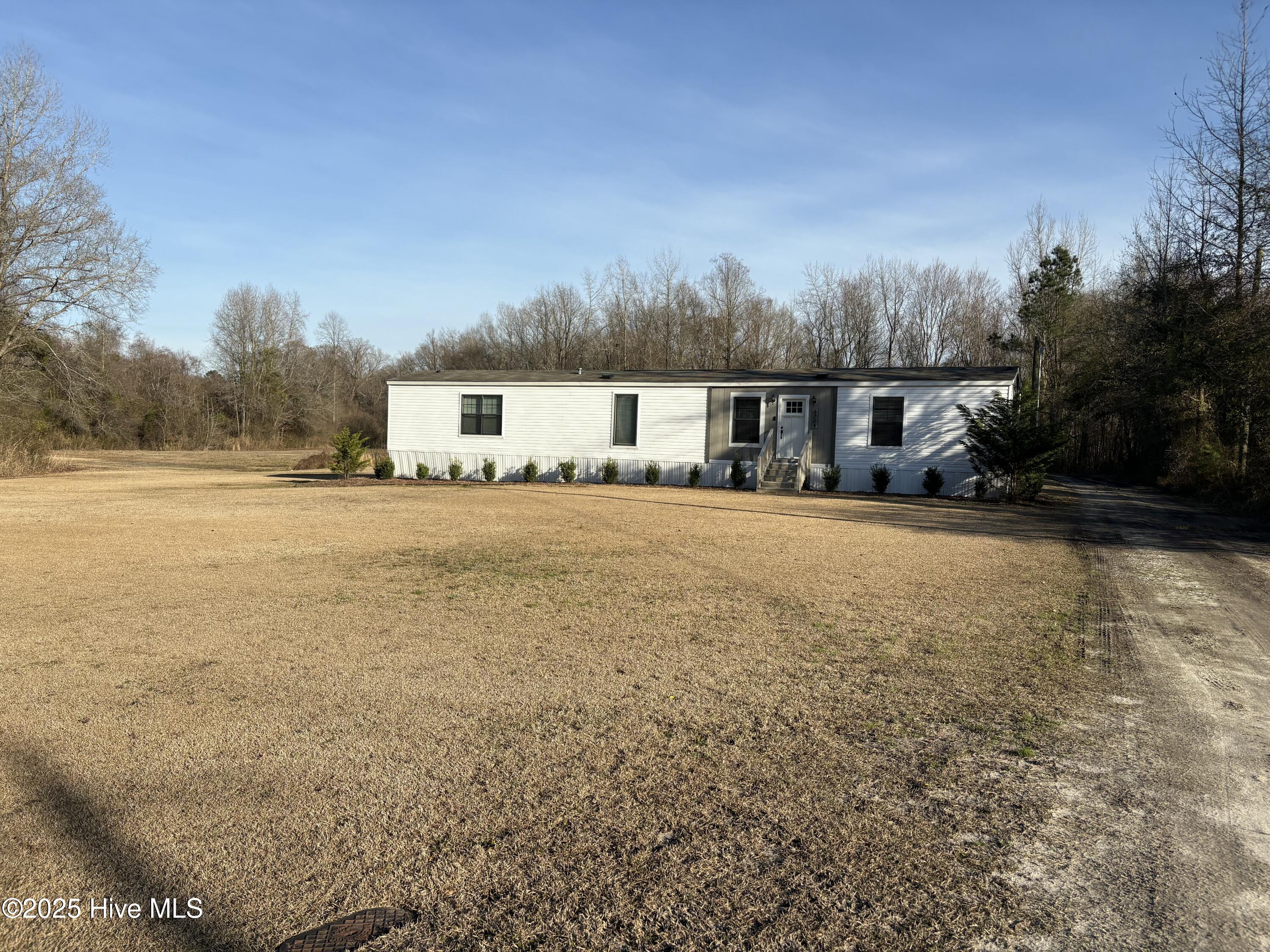 1264 Up Creek Road Property Photo