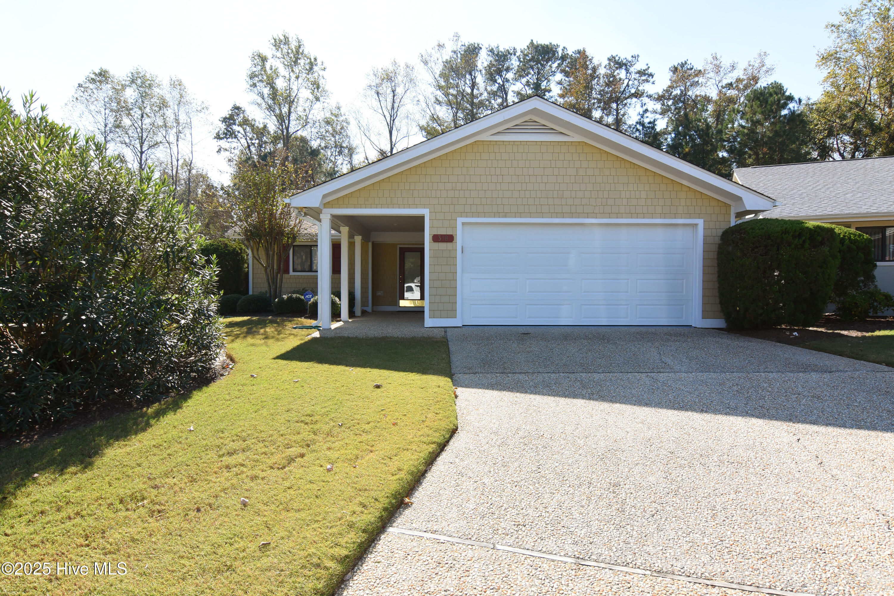 318 Vistamar Drive Property Photo
