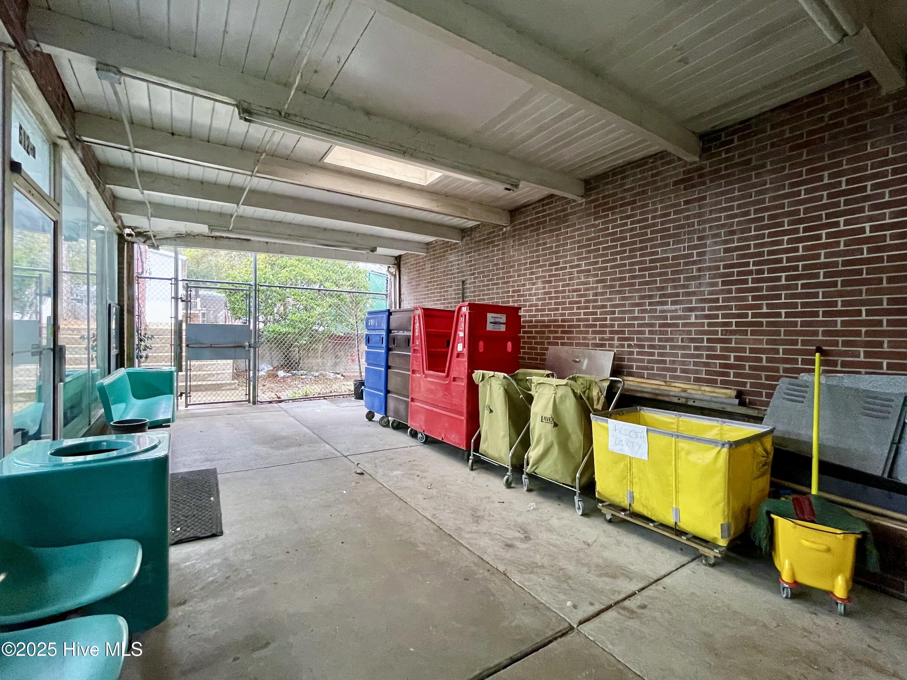 612 S Kings Highway C Property Photo 22