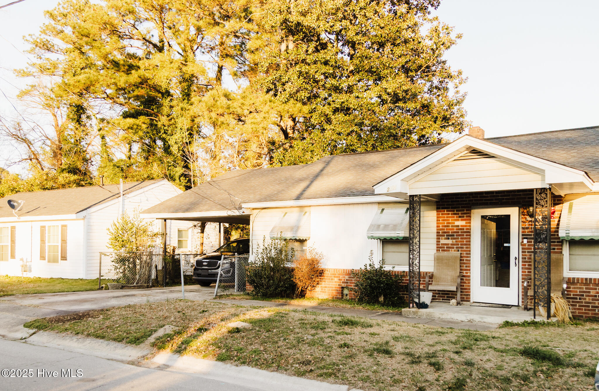 200 Bright Street Property Photo